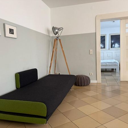 Paterre Wohnung In Der Rosa Villa Selb Exteriör bild