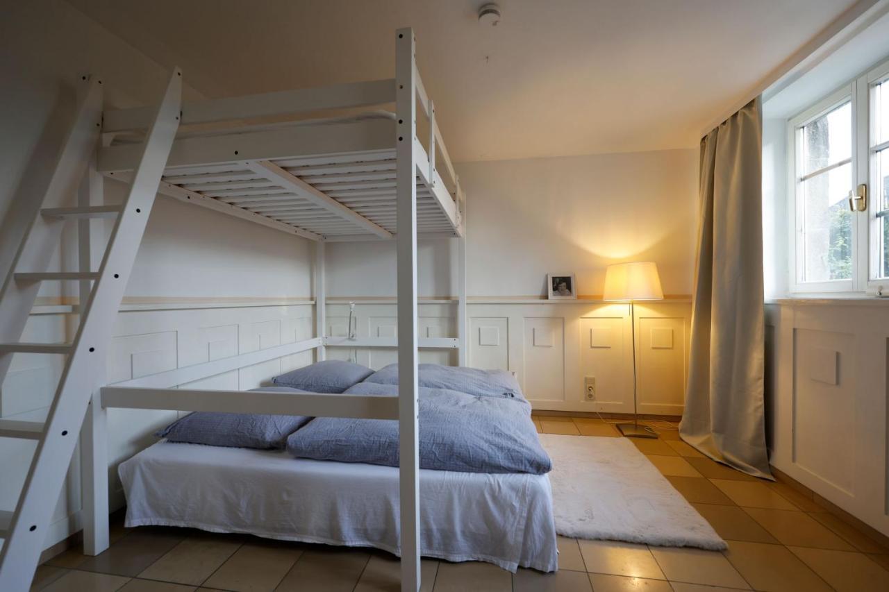Paterre Wohnung In Der Rosa Villa Selb Exteriör bild